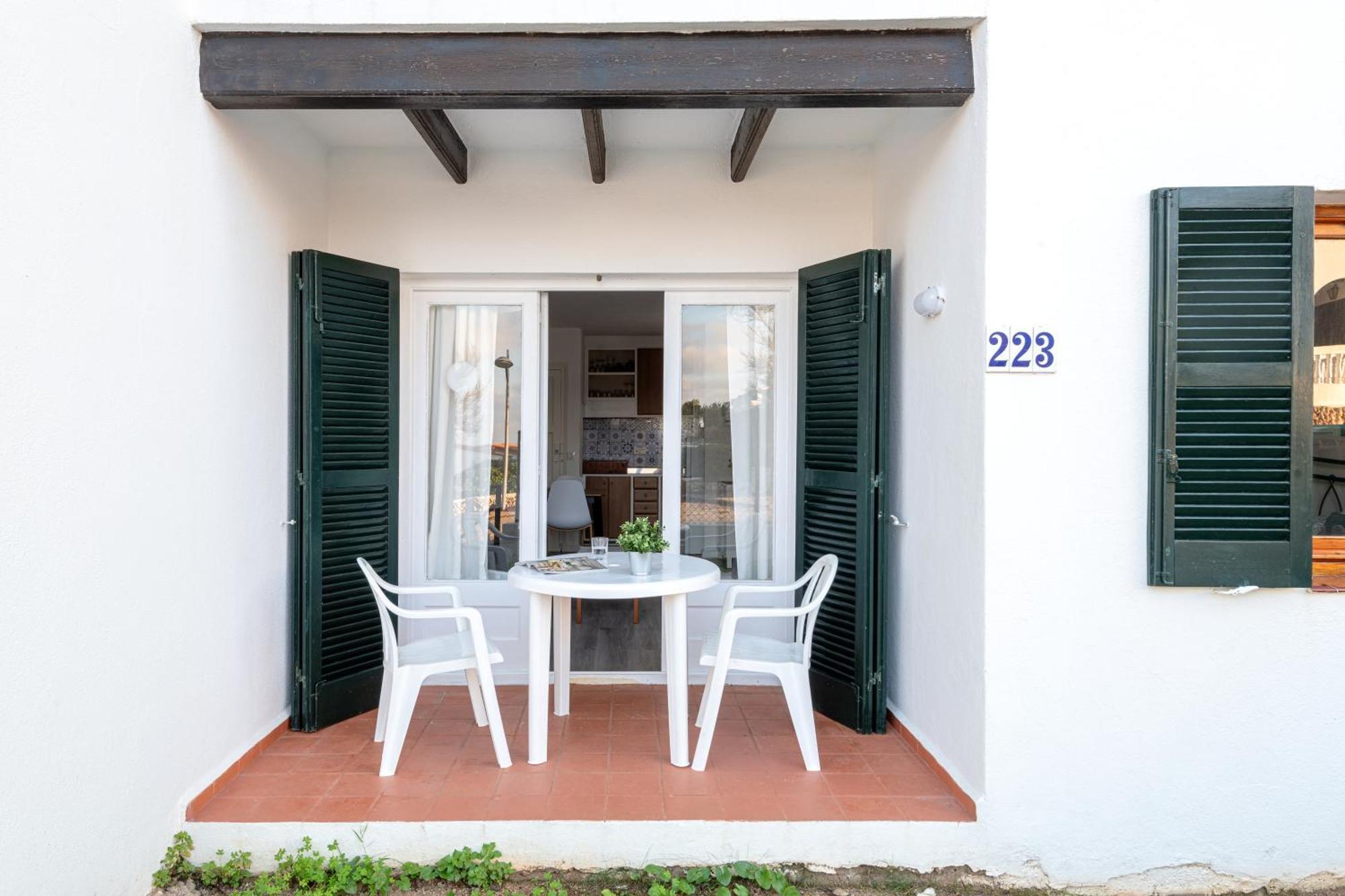 Апартаменти Menorca Sol Isla Ареналь-д'ен-Кастель Екстер'єр фото